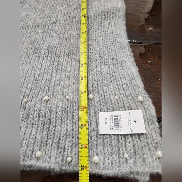 👸🧣🧤 NWT Ann Taylor Scarf & Glove Set - Picture 11 of 12